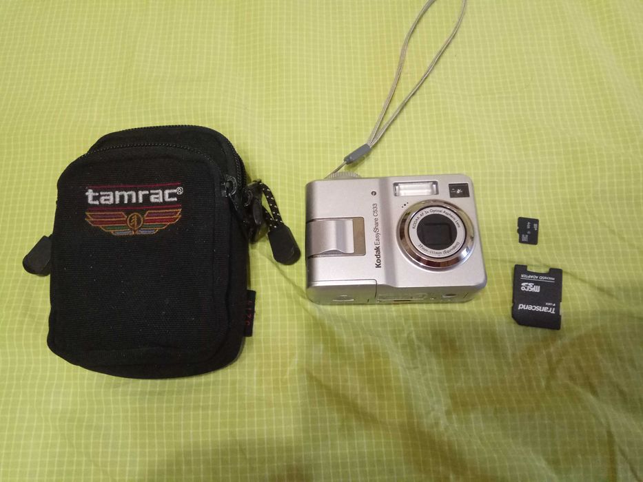 У гарному стані цифрова камера Kodak EasyShare C533 //чохол