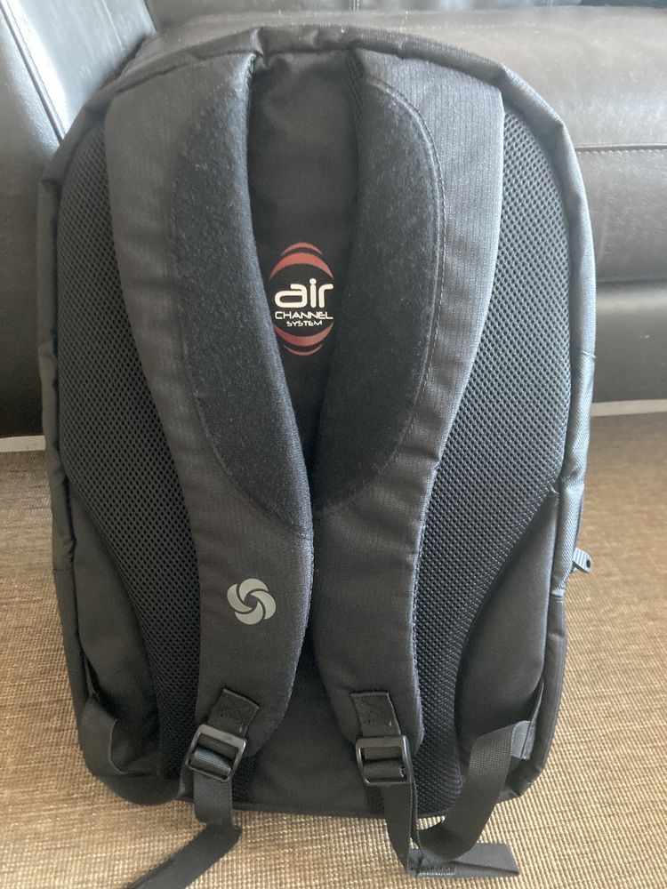 Mochila laptop Sansonite