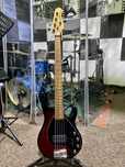 Musicman Sting Ray Special 5str