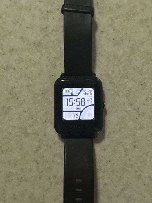 Amazfit Bip a1608 Часи Годинник