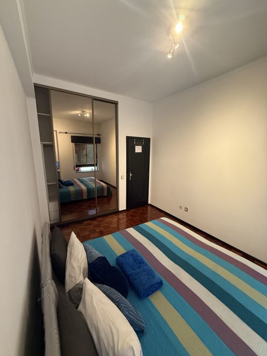 Quarto com tv em São João Baptista Entroncamento 5 min da estação