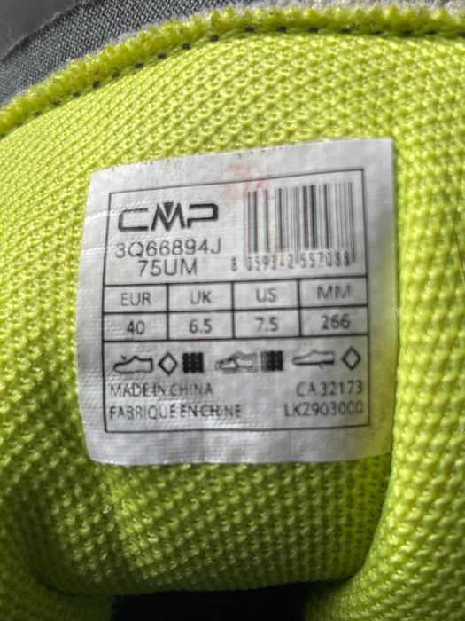 Dziecięce zimowe buty CMP - rozmiar 40