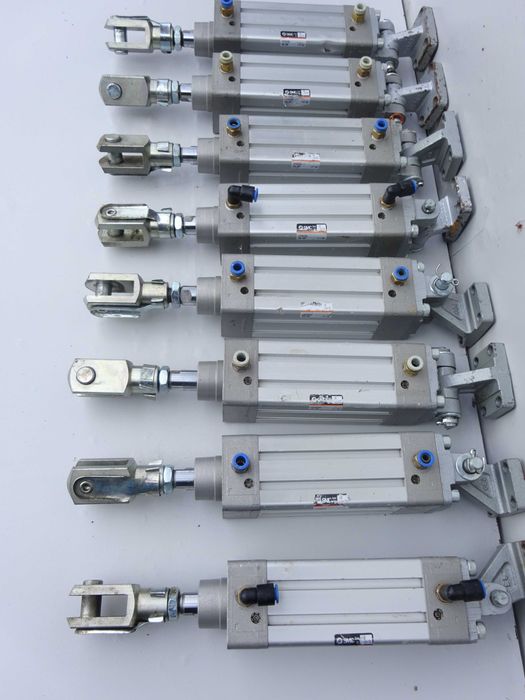 Siłownik  docisk stolarski pneumatyczny SMC CP95SB fi 50 skok 80 200kg