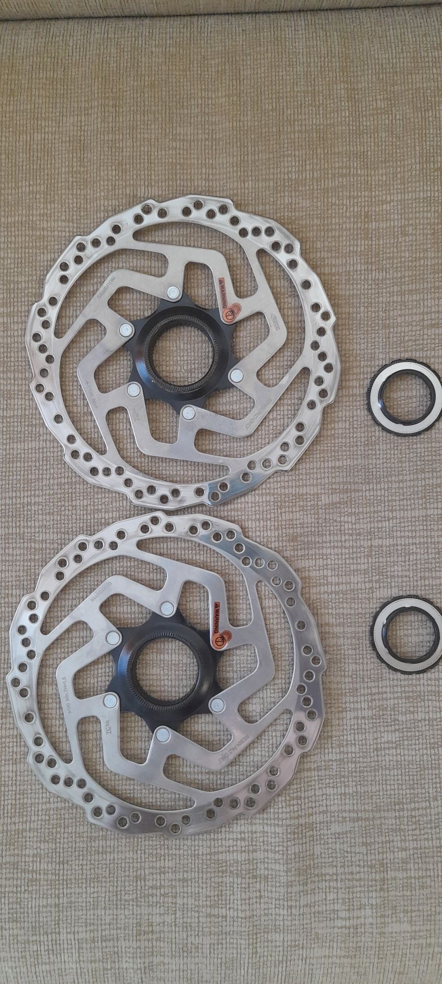 Tarcze SHIMANO SM-RT10-M 180mm Cent Lock
