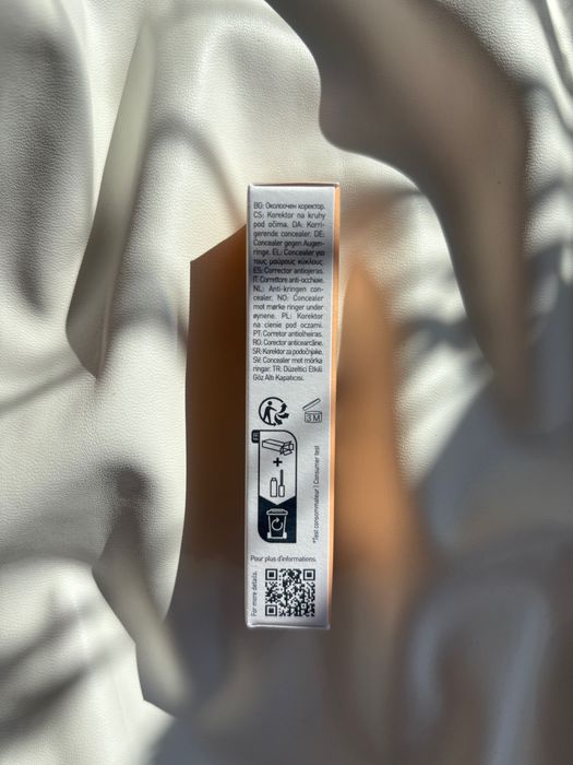 Korektor pielęgnacyjny Erborian Sephora