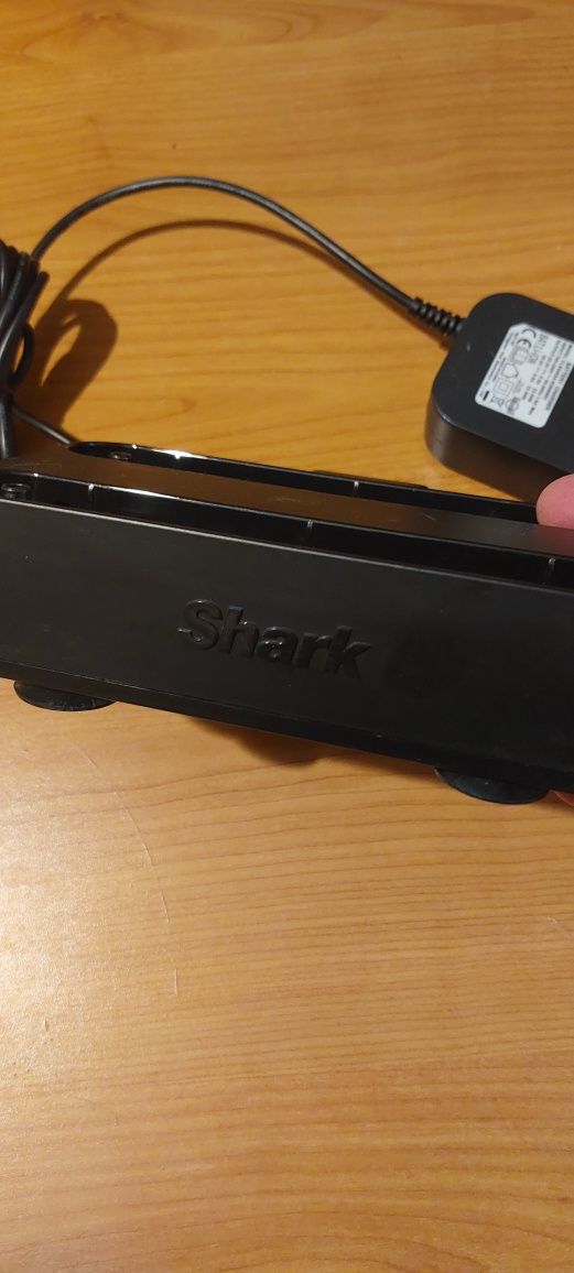 Ładowarka podwójna shark