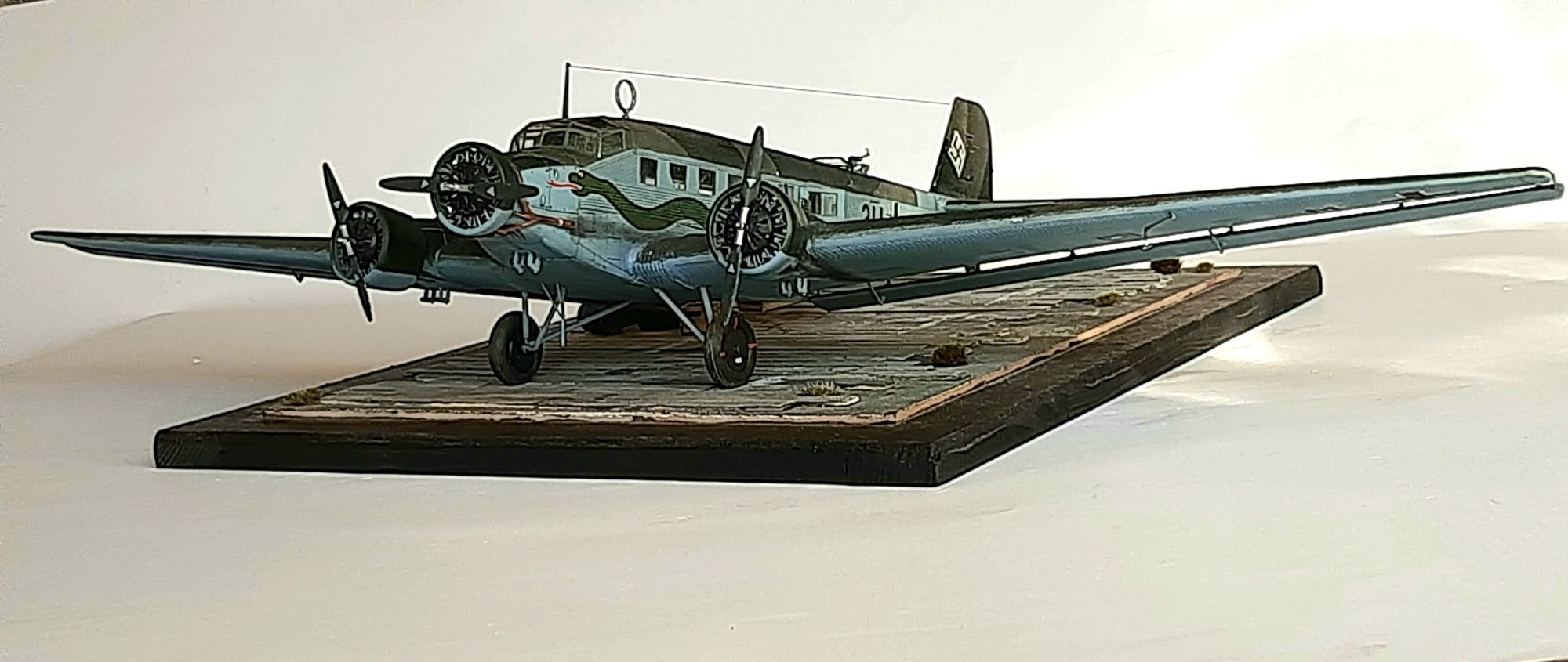 Сборная модель самолёта Ju 52 3mg4e 1/48 Revell