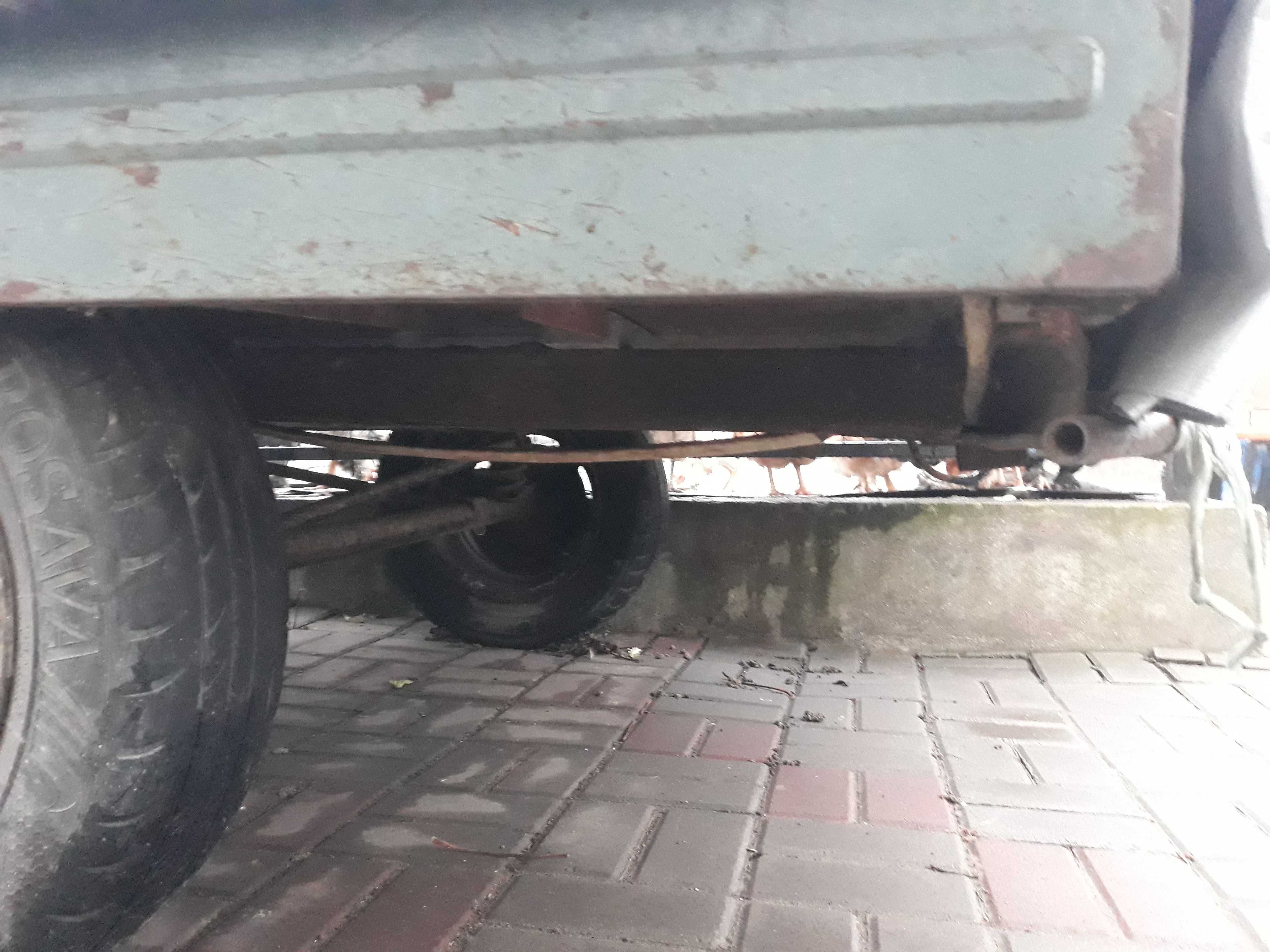 Причіп для легкового автомобіля