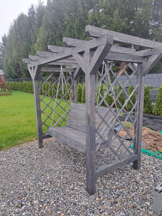 Huśtawka z pergolą