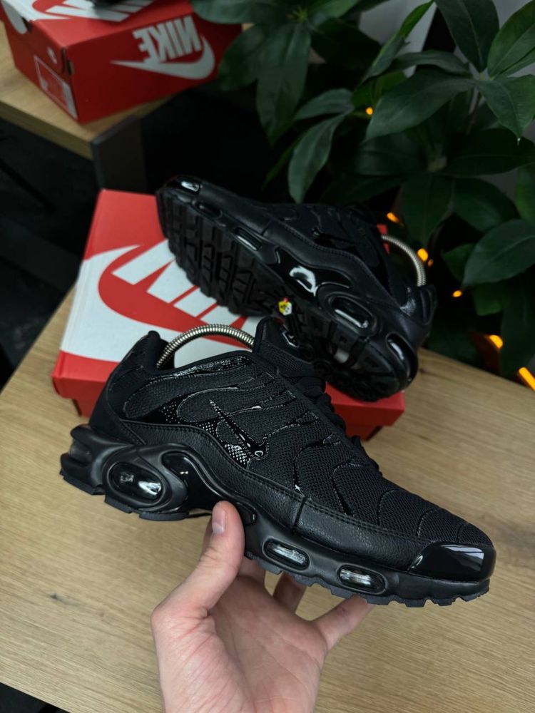 Кросівки Nike TN Black