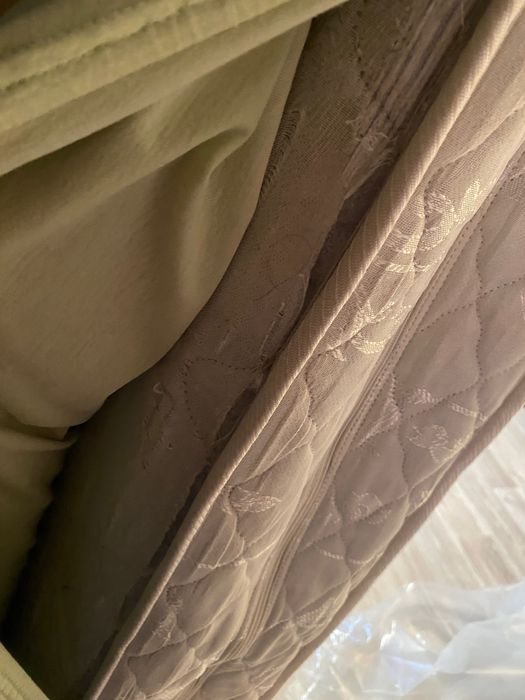 Матрас 140x190 б/у