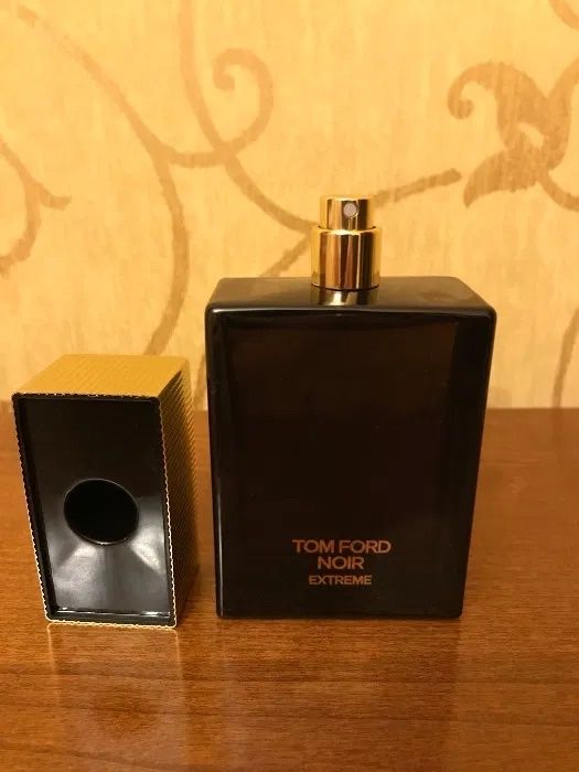 TOM FORD NOIR EXTREME оригинал раритетный первый выпуск стойкий, шлейф