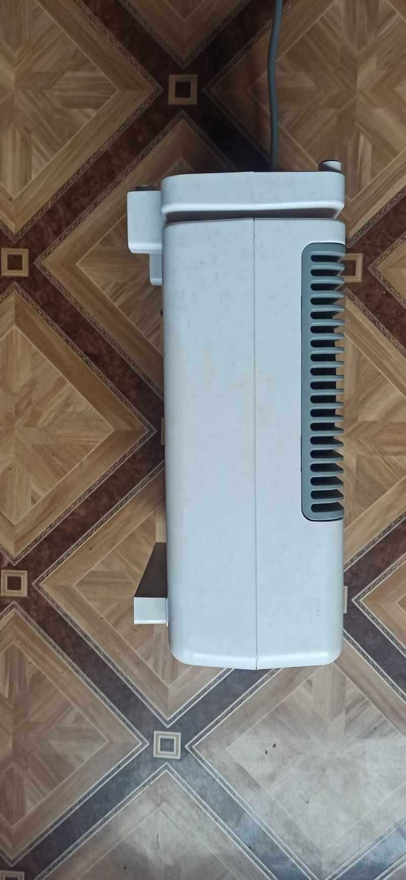 Przenośny grzejnik elektryczny