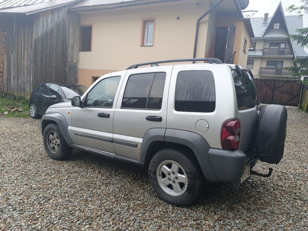 Jeep Cherokee KJ 2.8 diese CRD limitetl automat