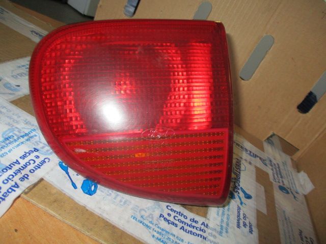 Farol Tras STOP1080 FORD ESCORT 1992 5P DRT FORD