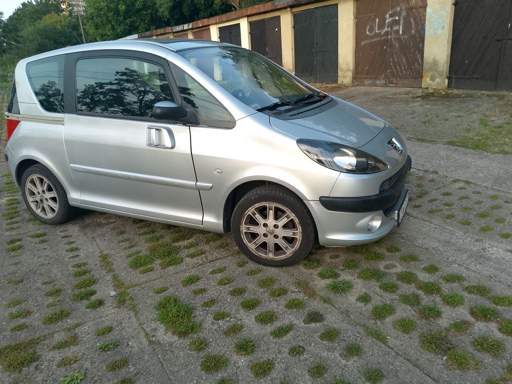 Peugeot 1007(automat)2005rok