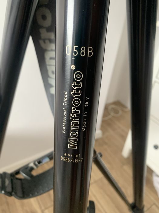 Statyw 058B z glowicą 410 MAMFROTTO