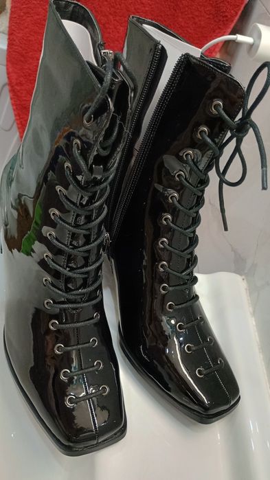 botki lakierowane na zamek , piękne zakupy