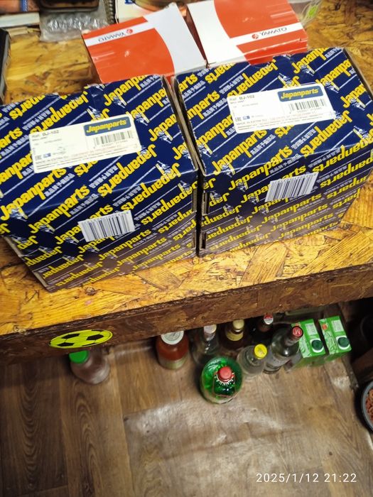 Nissan Cabstar 2006- F24M-F24W шаровая нижняя Ниссан Кабстар
-