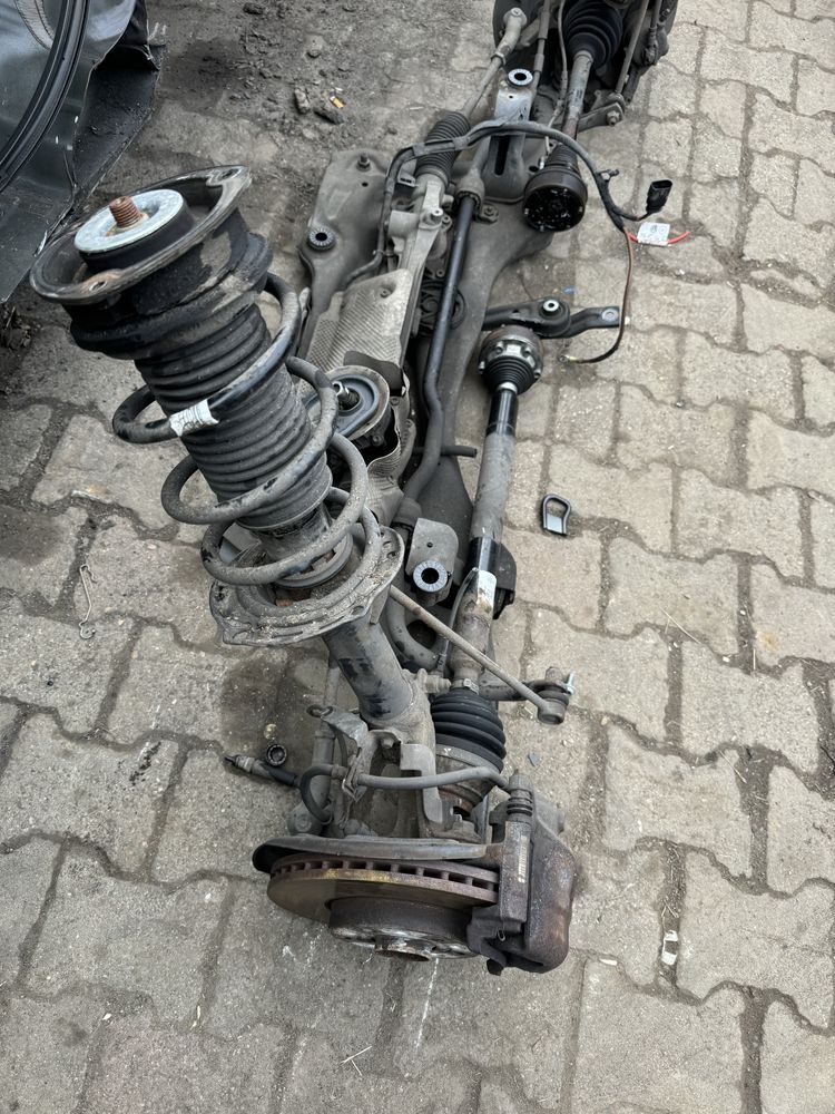 Zwrotnica  prawa audi a3 8v golf 7 skoda octavia 3