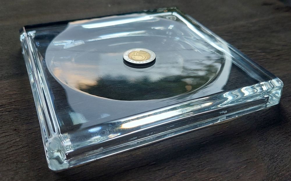 Podstawki ( 5szt.+1 gratis ) szklane Nowe do wydawania reszty