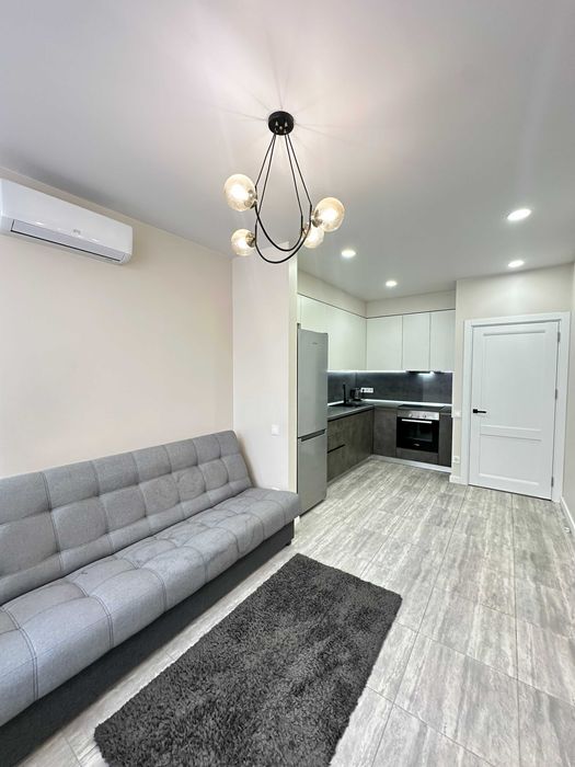 Продам 1-ну квартиру на вул. Євгена Сверстюка 6 ДОМ ЛІРА