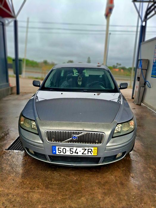 Vendo Volvo v50 136 cv 1.9 c por 4400 eur