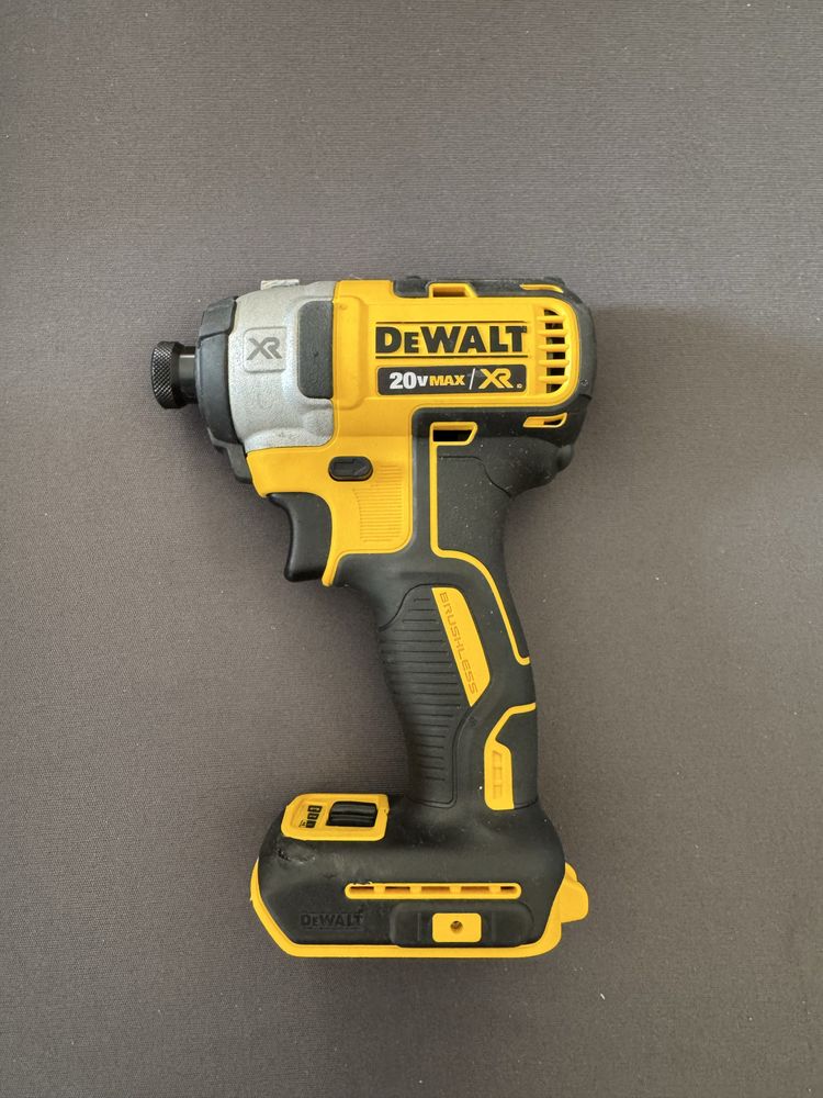 Комлект Dewalt dcs367, dcf887, dcl040