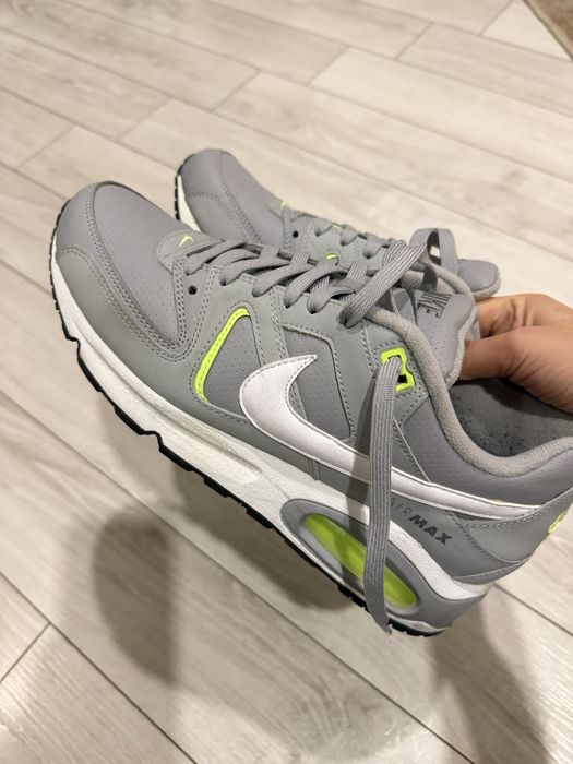 Кросівки шкіряні Nike AIR MAX COMMAND розмір 43