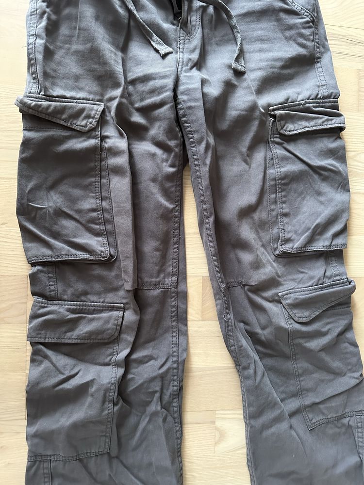 cargo pants Bershka