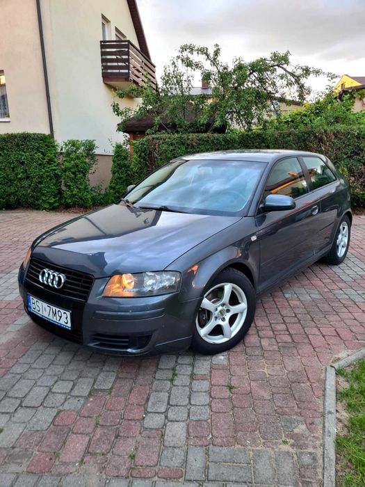 Audi A3 8P 1.6  benzyna bardzo oszczędne autko