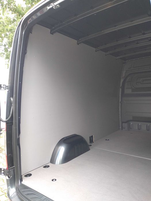 Zabudowa do samochodu busa auta dostawczego Mercedes Sprinter L3H2