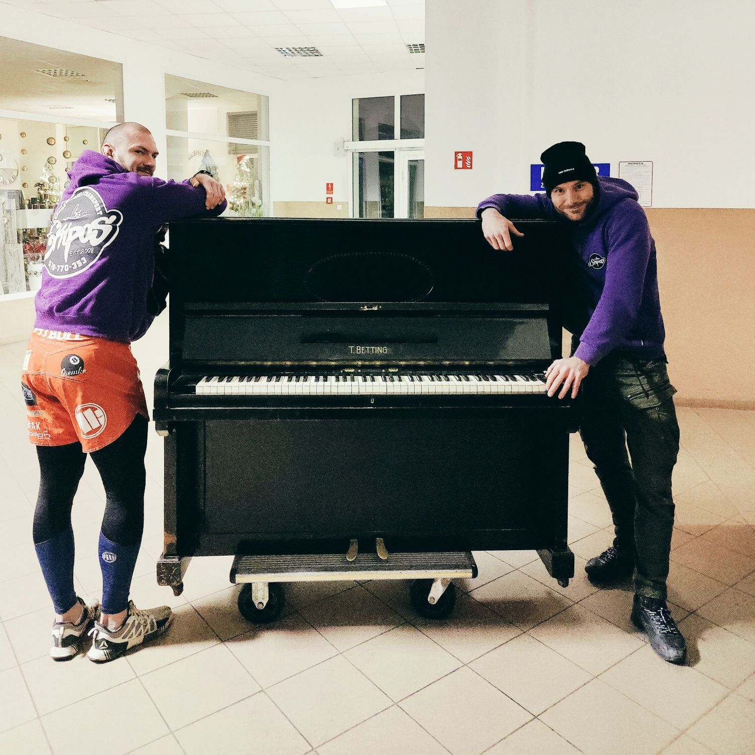 Los Ekipos - transport i wnoszenie pianin oraz gabarytów