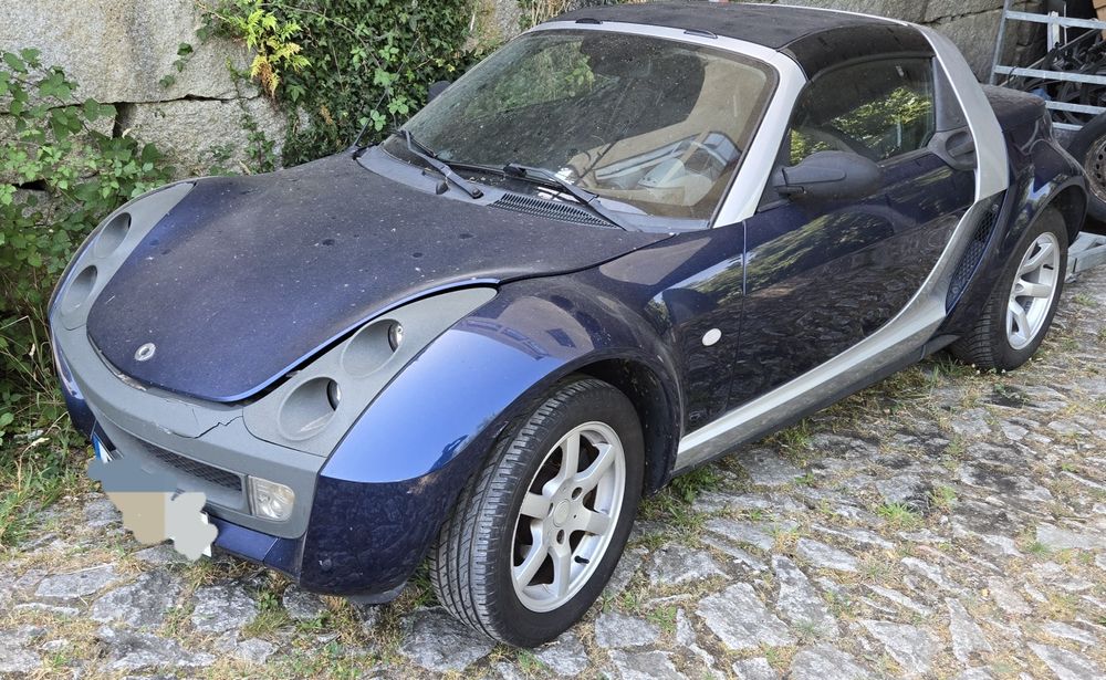 Smart roadster apenas à peça