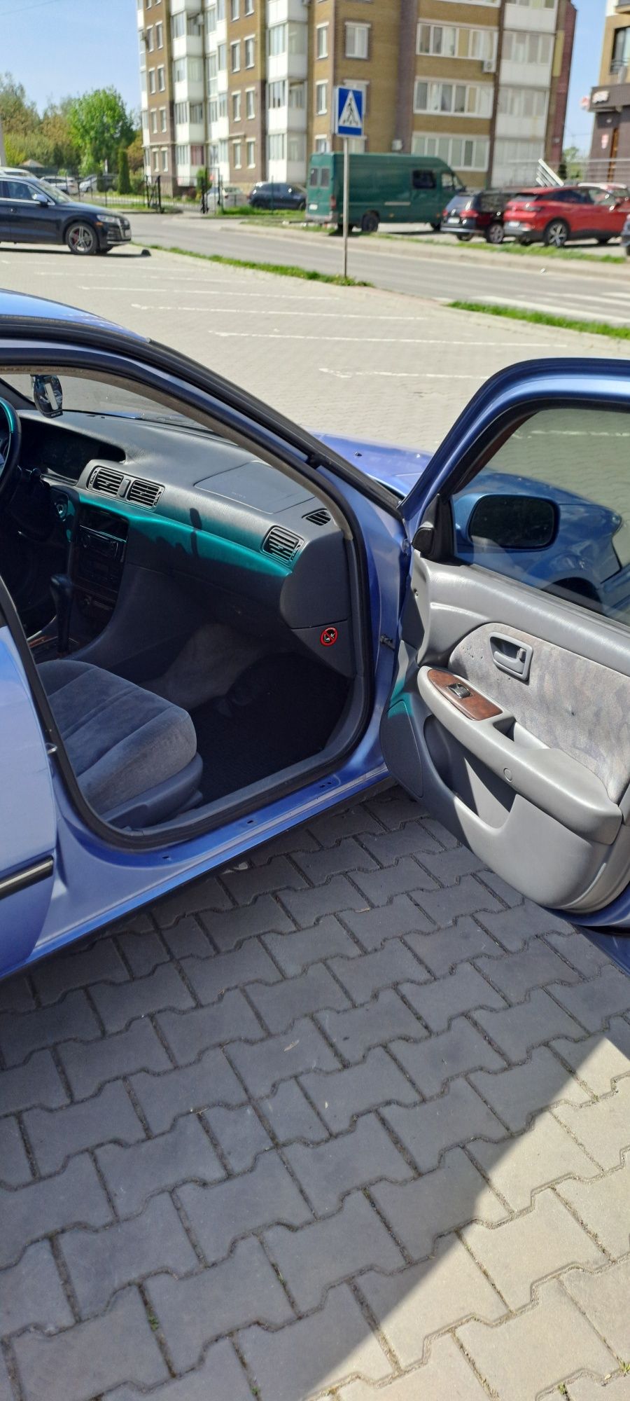 Toyota Camry 3.0