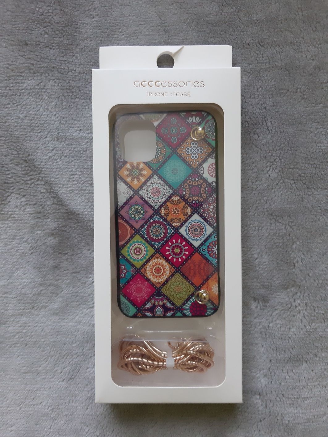 Nowe etui na telefon iPhone 11