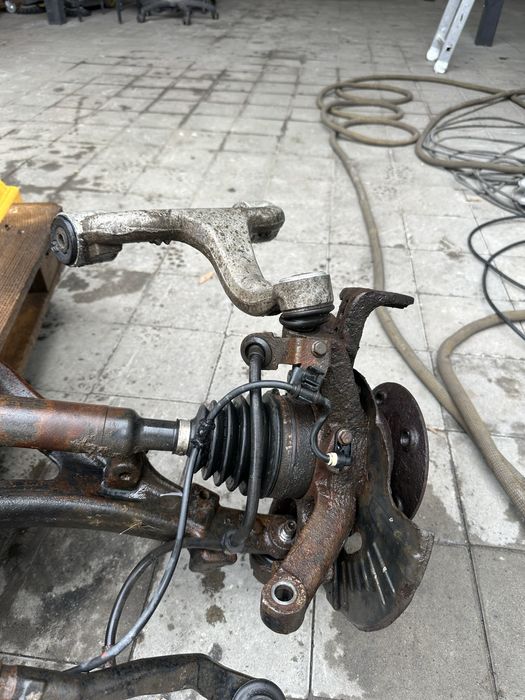 Рычаг передний верхний, нижний левый, правый Мерседес мл 163