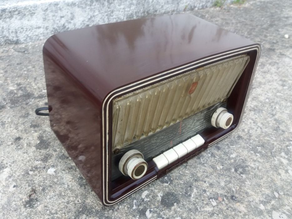 Rádio antigo/vintage válvulas