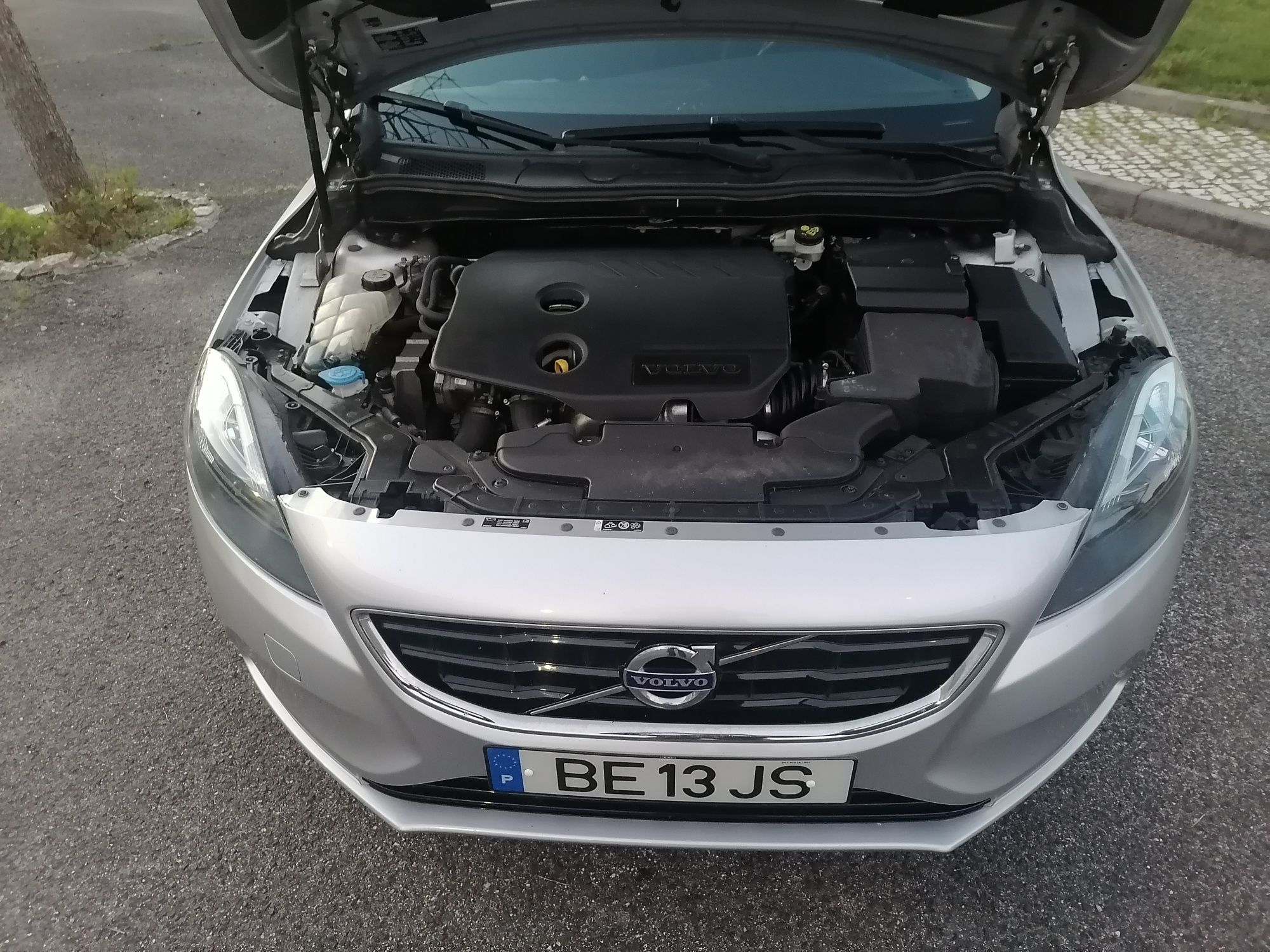 Volvo V40 1.6 D2