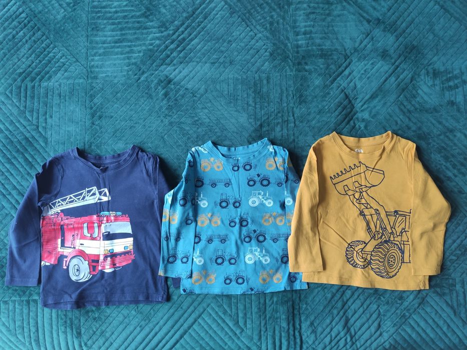 3 szt bluzki chłopięce długi rękaw C&A r. 98 koparka traktor straż