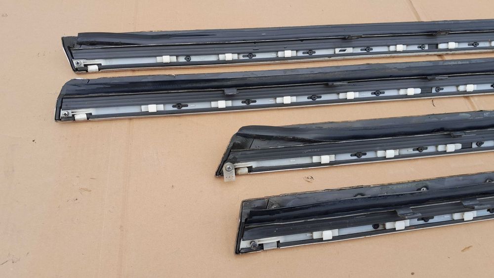 Listwy drzwiowe szerokie aluminiowe chrom AUDI S6 C5 A6 C5 Allroad