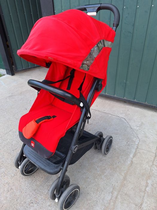 Продам прогулочну коляску