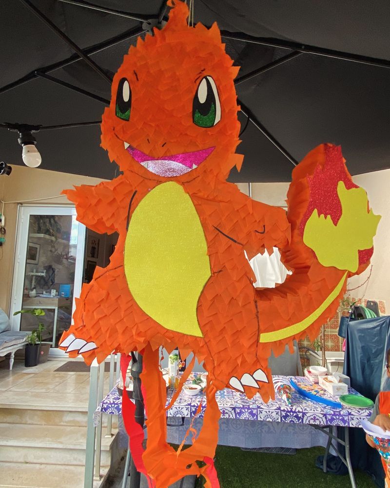 Pinhata Charmander