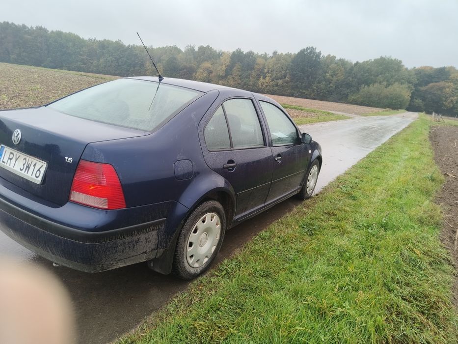 Sprzedam VW Bora 1.6 b