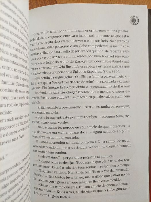Livro "Nina e o Mistério da Oitava Nota"