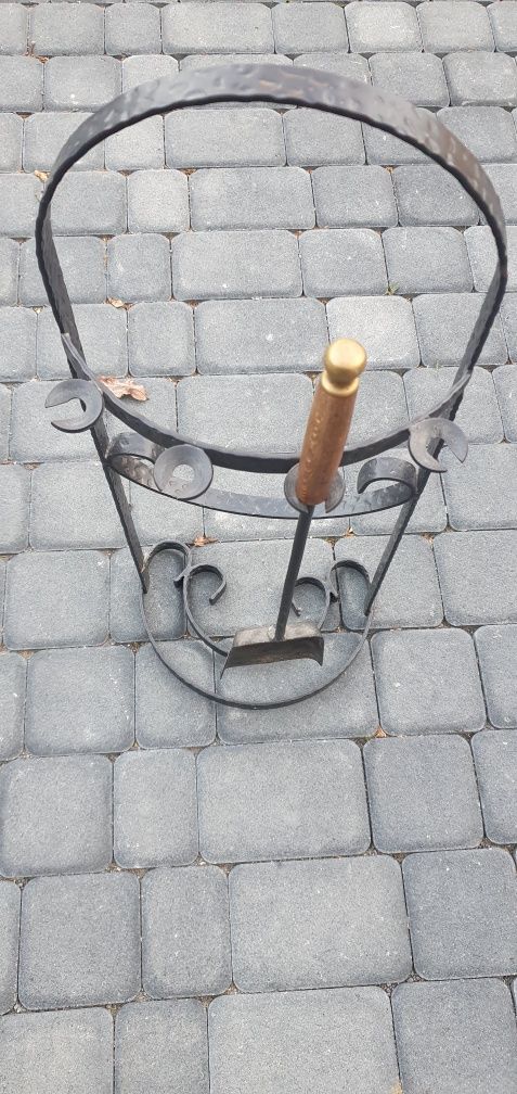 Stojak kominkowy