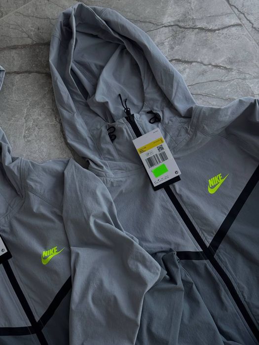 Кофта Nike Tech Woven оригінал ,розмір М