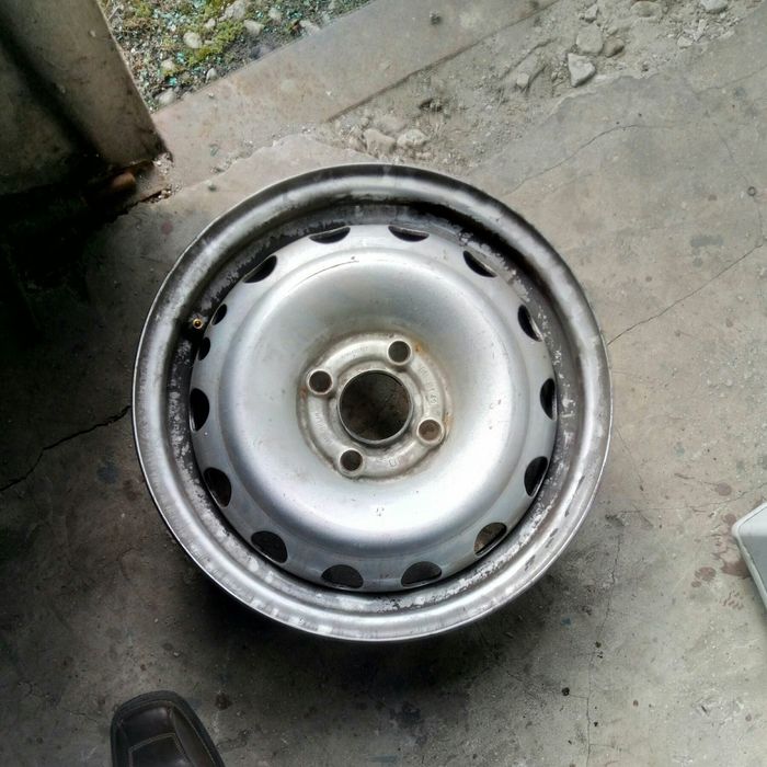 Диски стальные штамповка R14