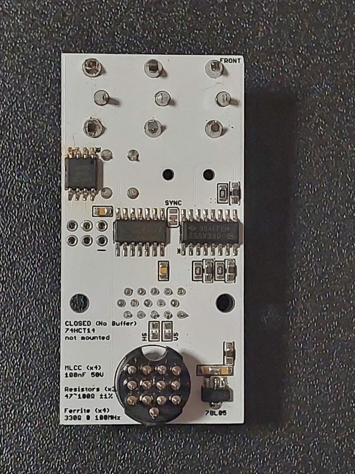 Для Atari ST/STE адаптер RGB-VGA з AV RCA.