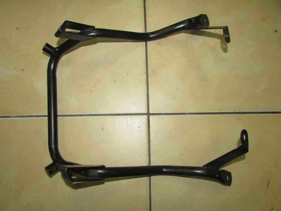 Benelli TRK 502X stelaż szyby